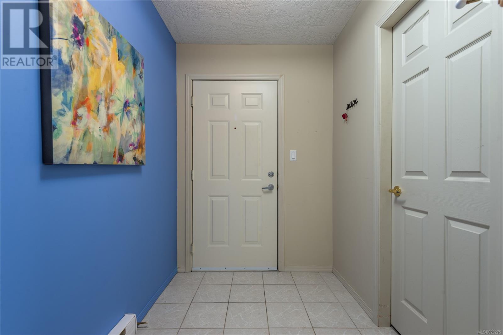Listing 923275 - Large Photo # 24