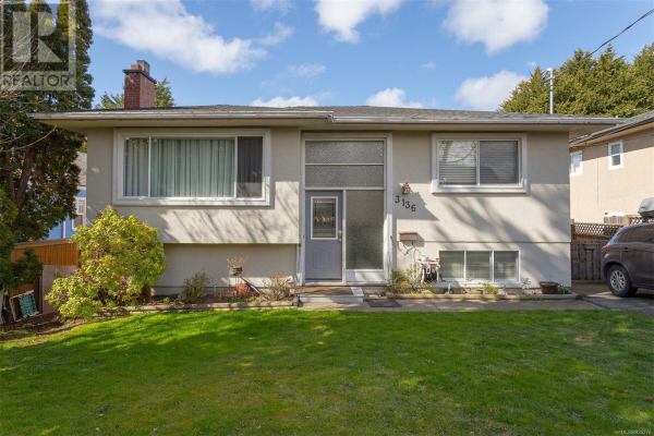 3136 Donald St, Saanich