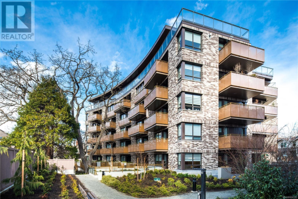 106 1201 Fort St, Victoria