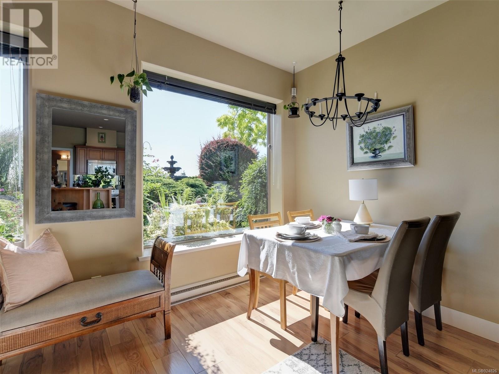 3354 Haida Dr