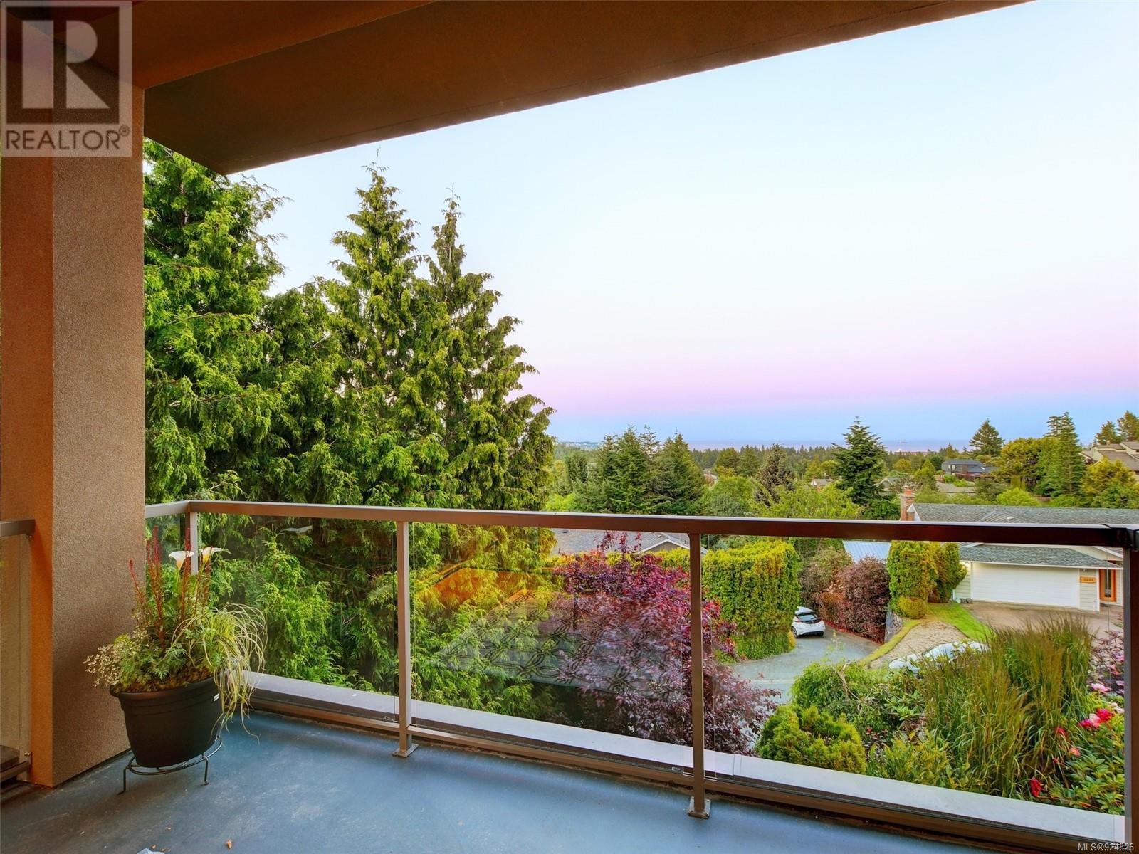 3354 Haida Dr