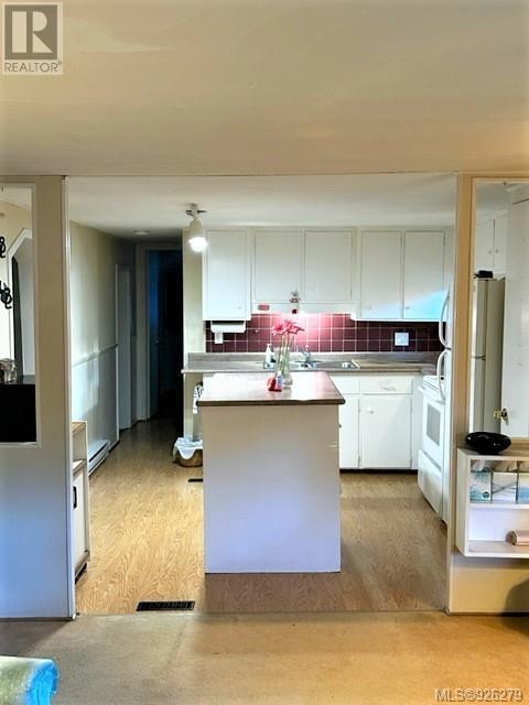 Listing 926279 - Large Photo # 4