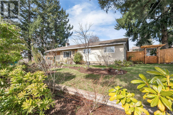 624 Sandowne Dr, Campbell River