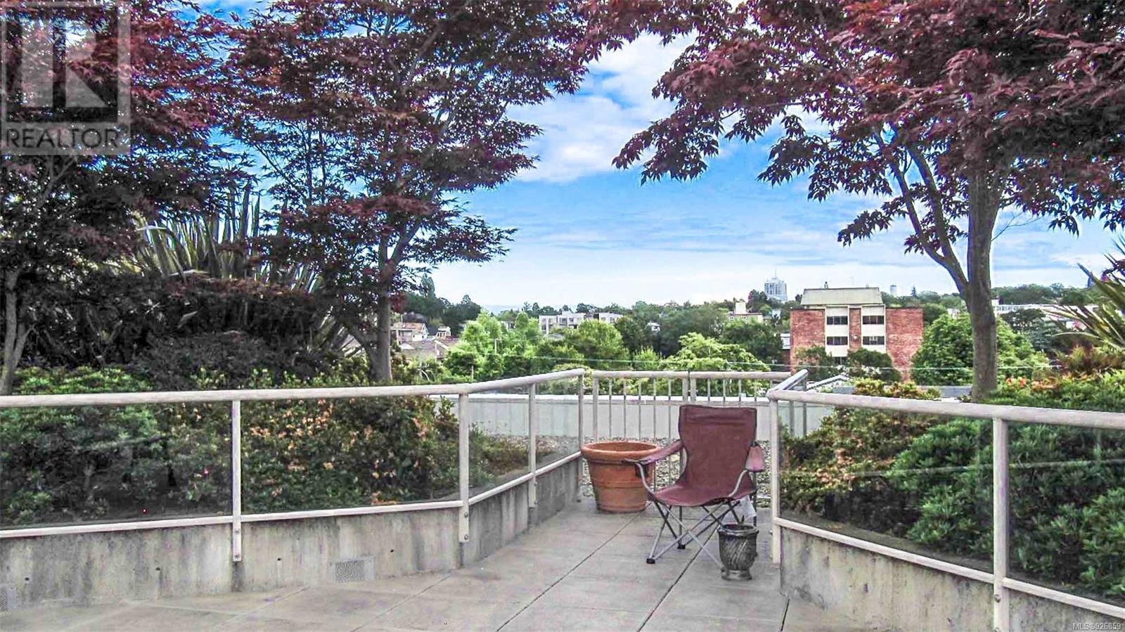 Listing 926859 - Large Photo # 11