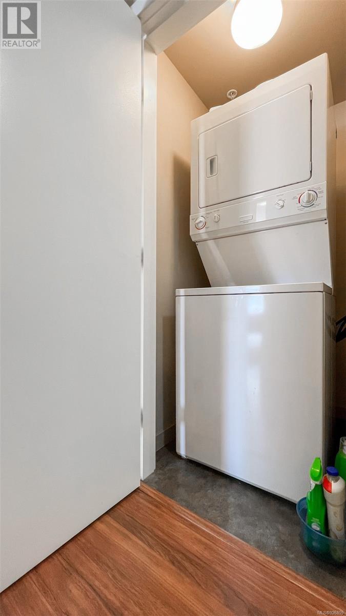 Listing 926859 - Large Photo # 20