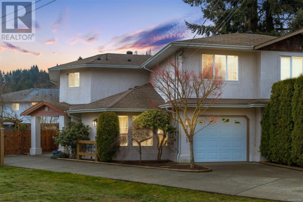2955 Robalee Pl, Langford