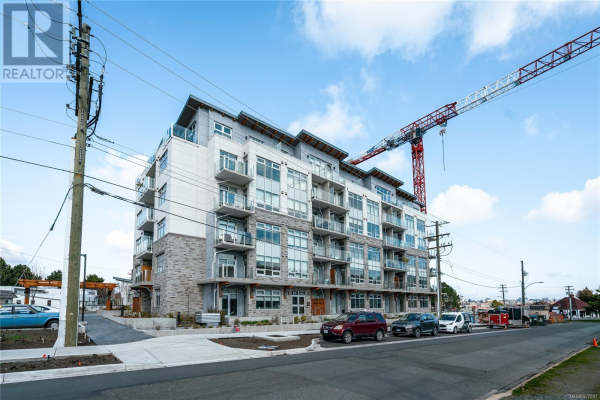 105 916 Lyall St, Esquimalt