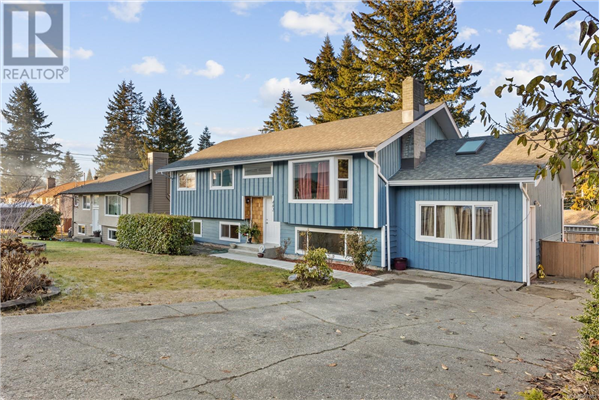 482 Pinecrest Rd, Campbell River