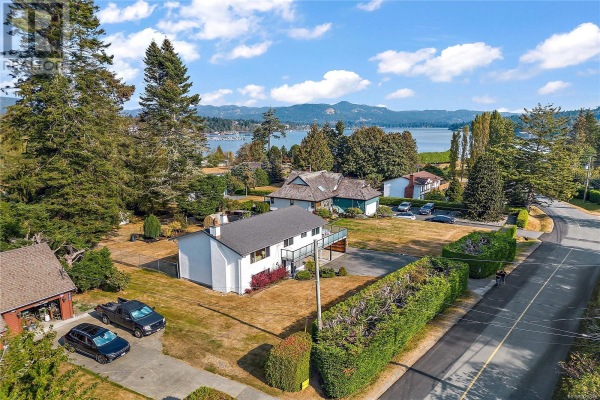 7030 Deerlepe Rd, Sooke