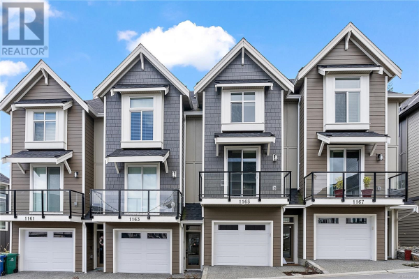 1165 Moonstone Loop, Langford