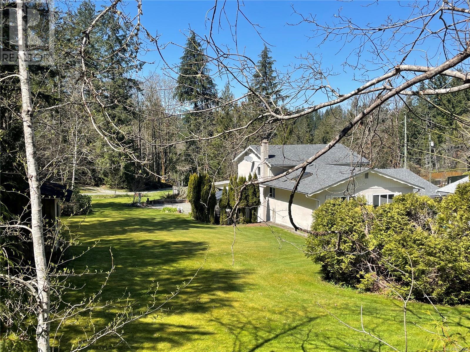 8411 Dickson Dr