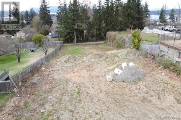 660 8th Ave, Campbell River