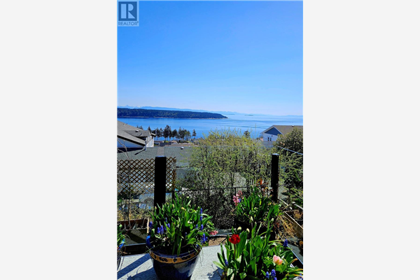 253 Alder St S, Campbell River