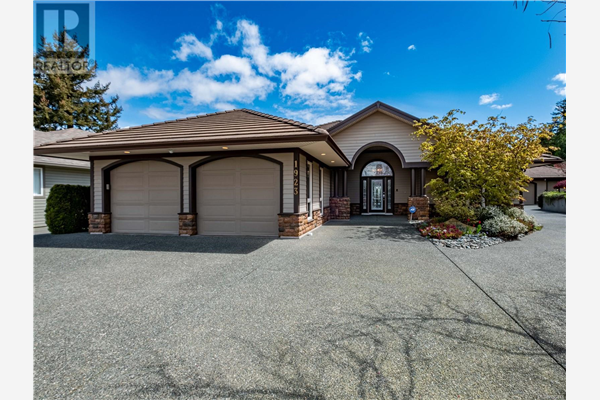 1923 Sandtrap Pl, Campbell River