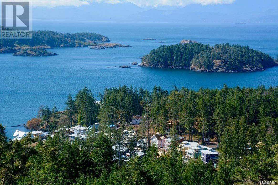 1100 Spirit Bay