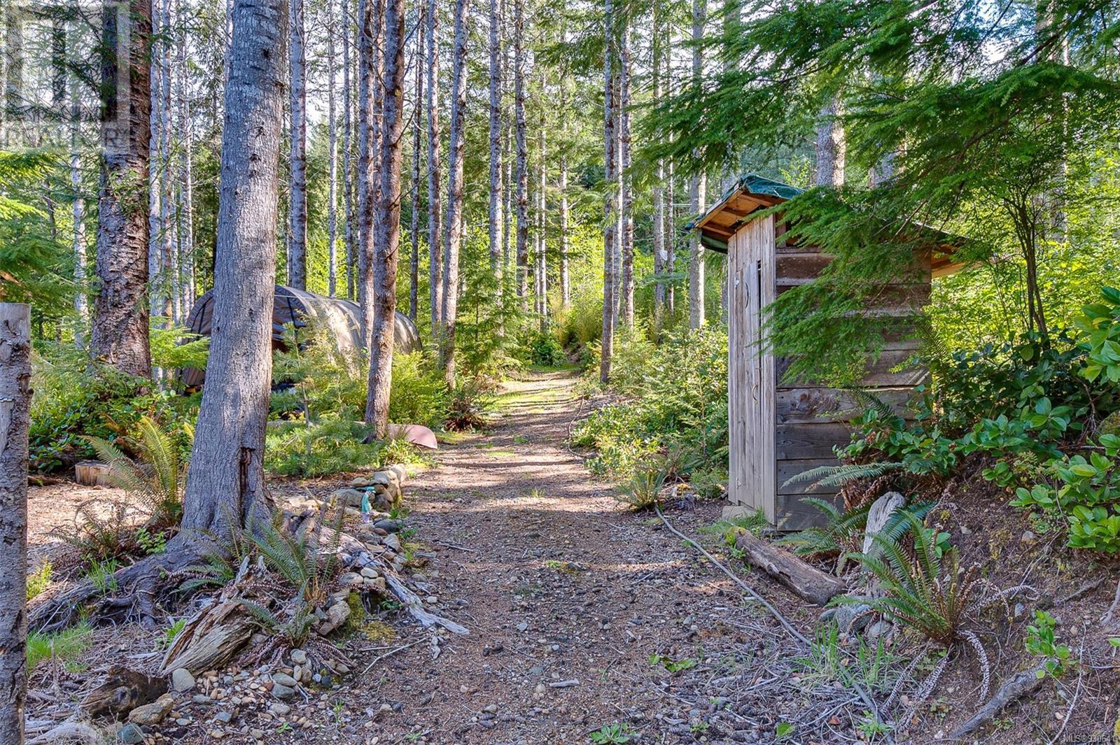 3782 Petrel Dr