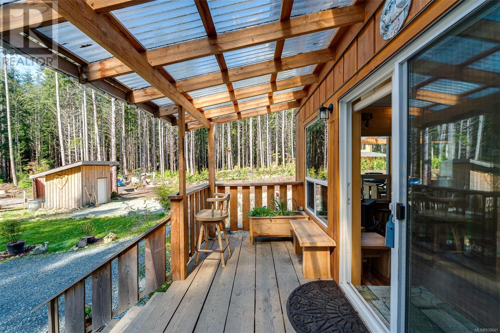 3782 Petrel Dr