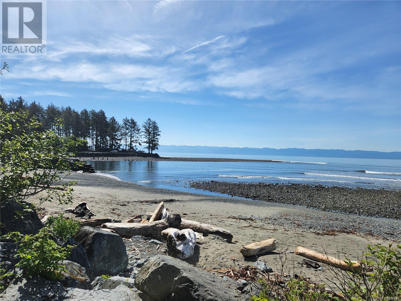 3782 Petrel Dr