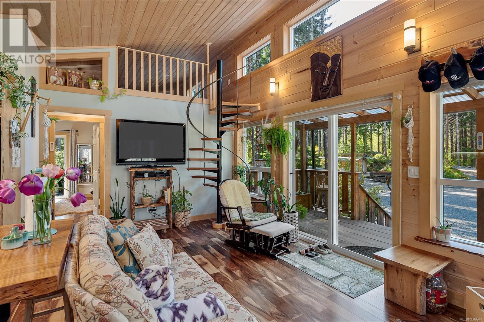 3782 Petrel Dr