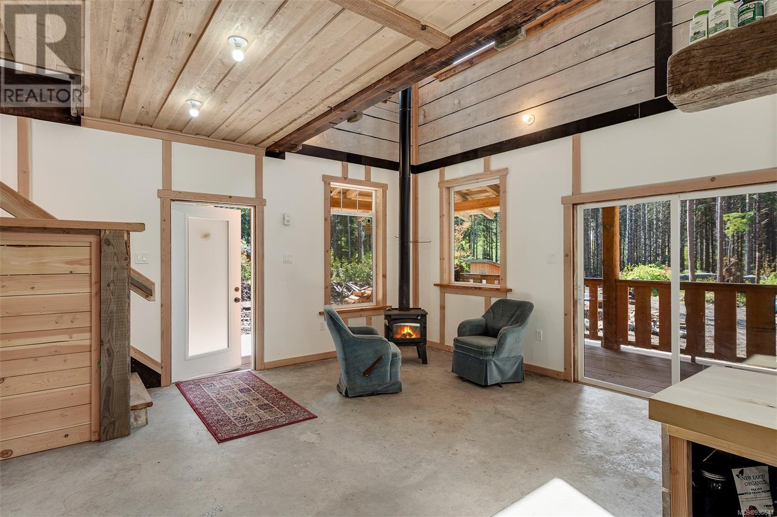 3782 Petrel Dr