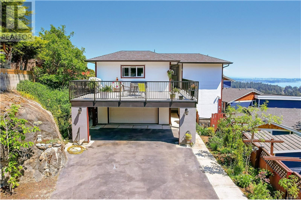 3403 Karger Terr, Colwood