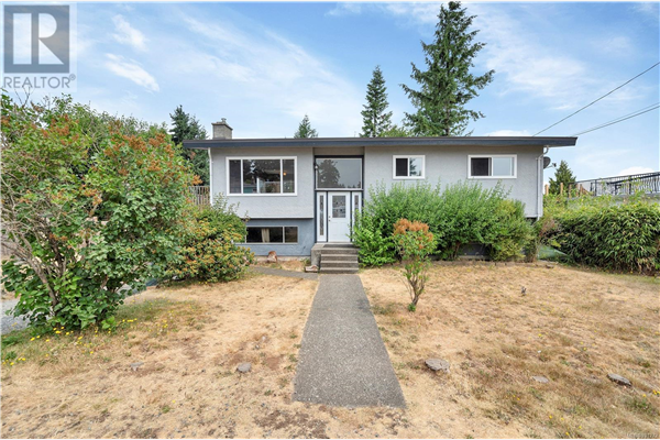 745 Upland Dr, Campbell River