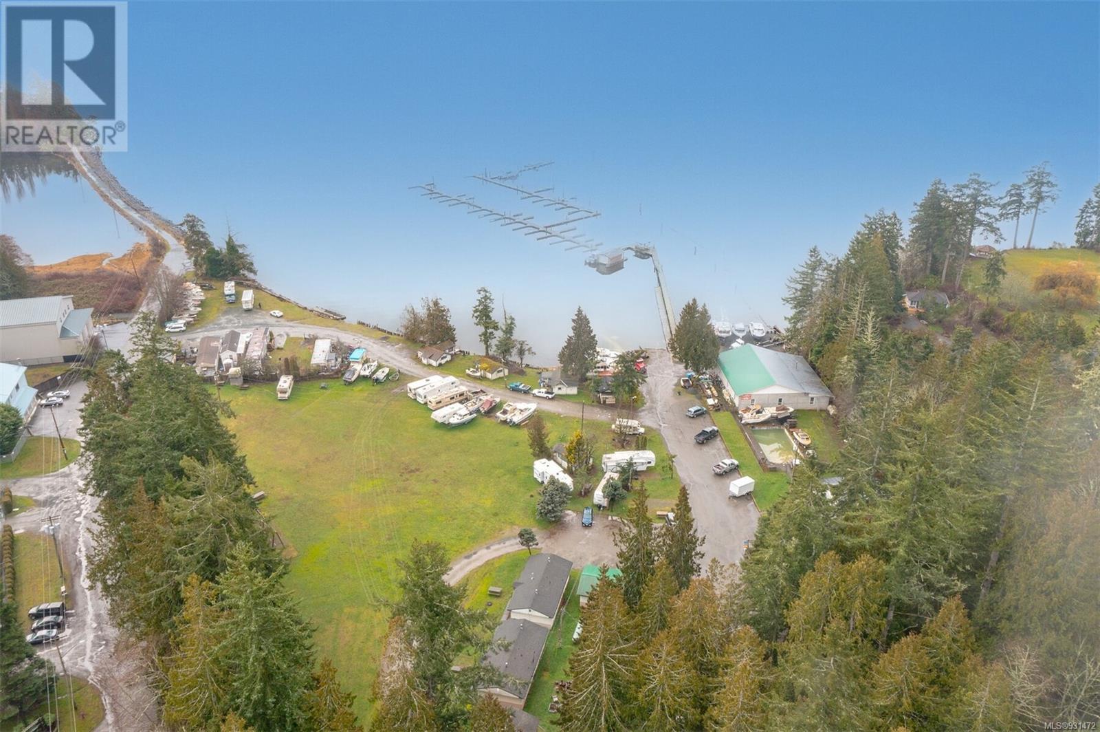 5621 Sooke Rd