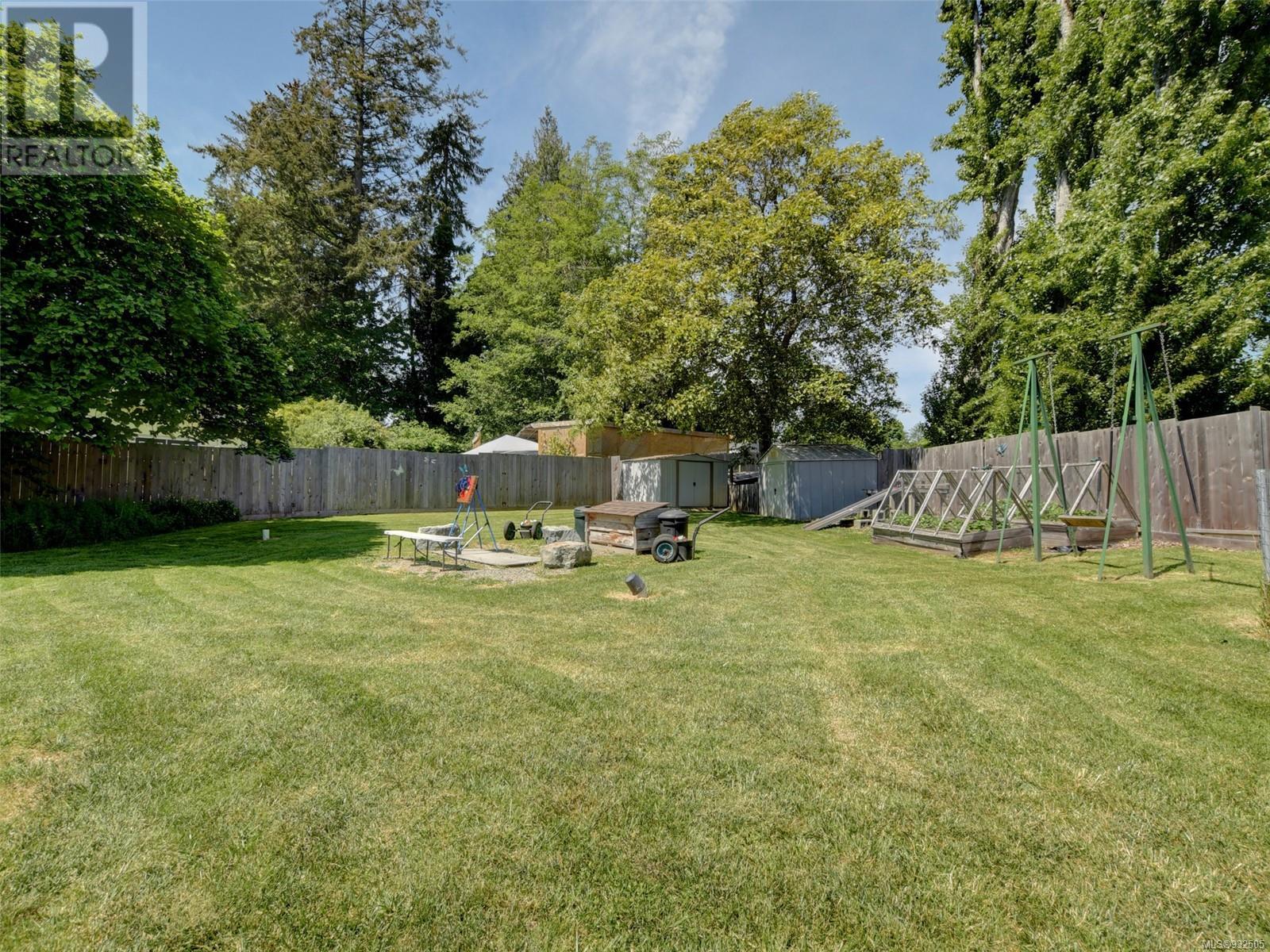 6442 Golledge Ave