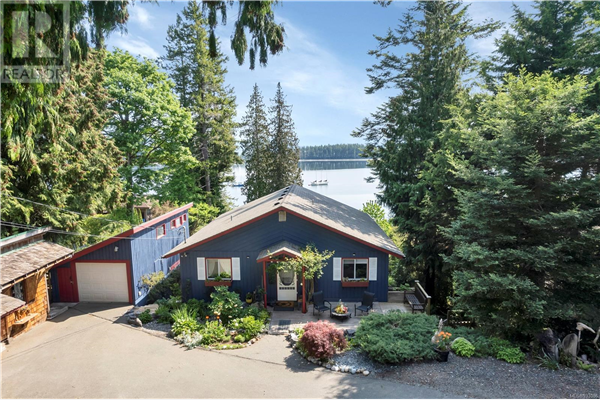 1482 Schooner Rd, Quadra Island