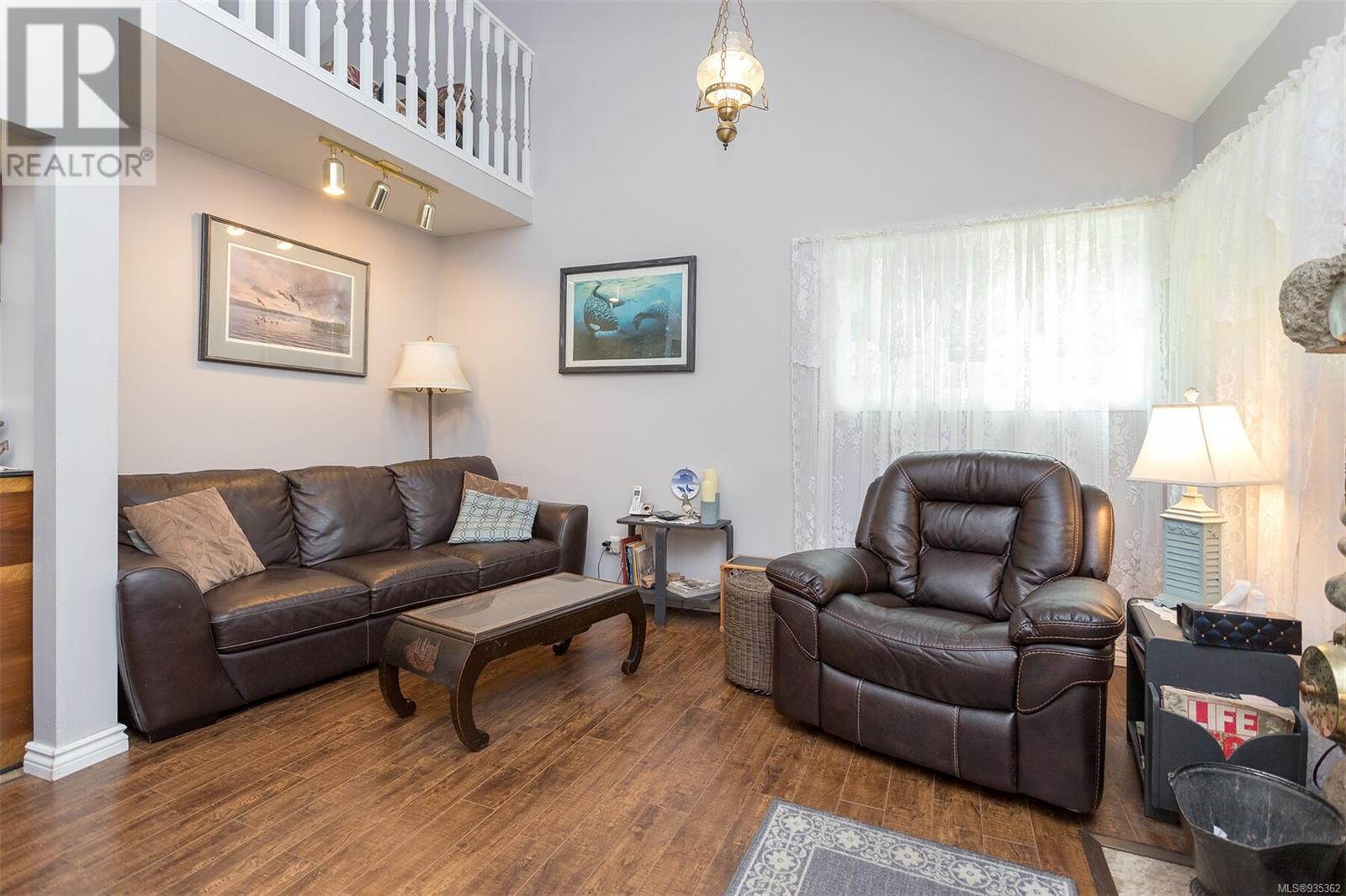 5162 Sooke Rd