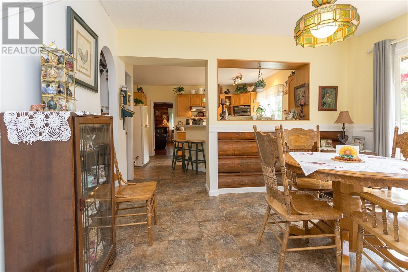 5162 Sooke Rd