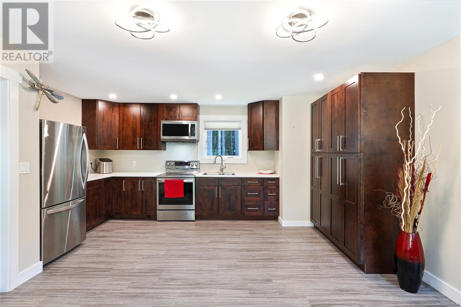 2040 Dzini Rd