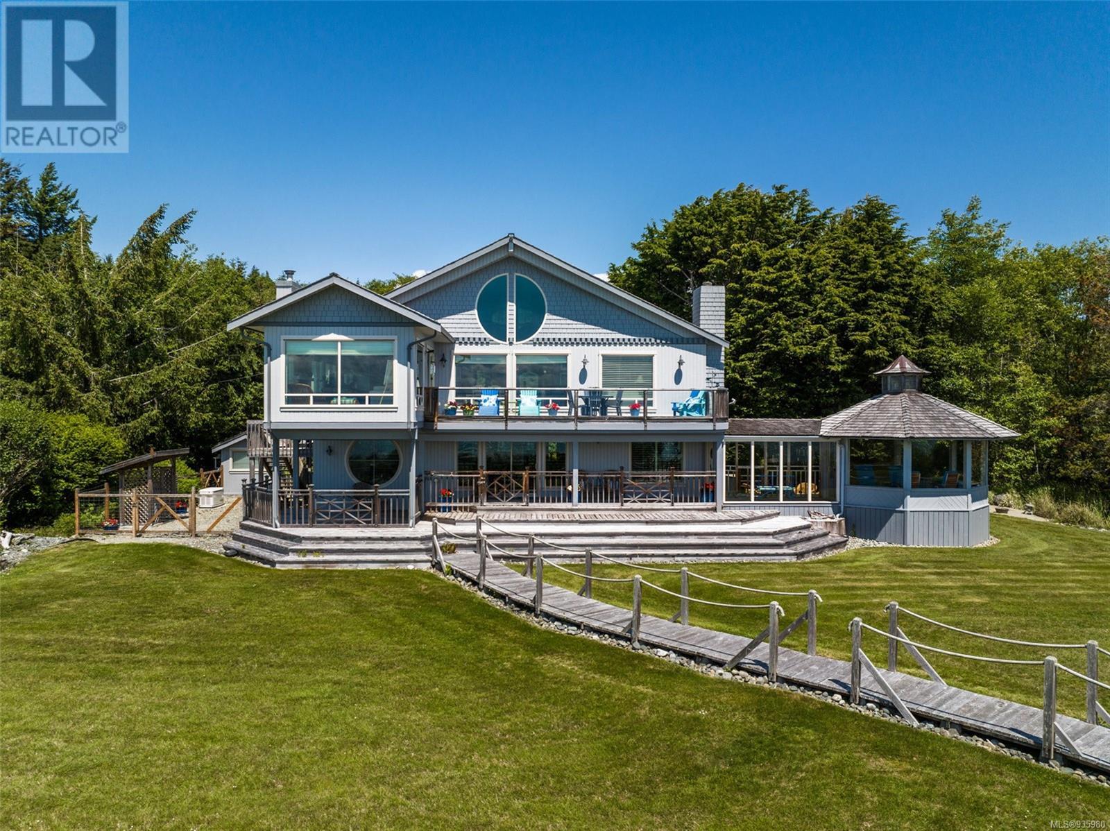 8835 West Coast Rd