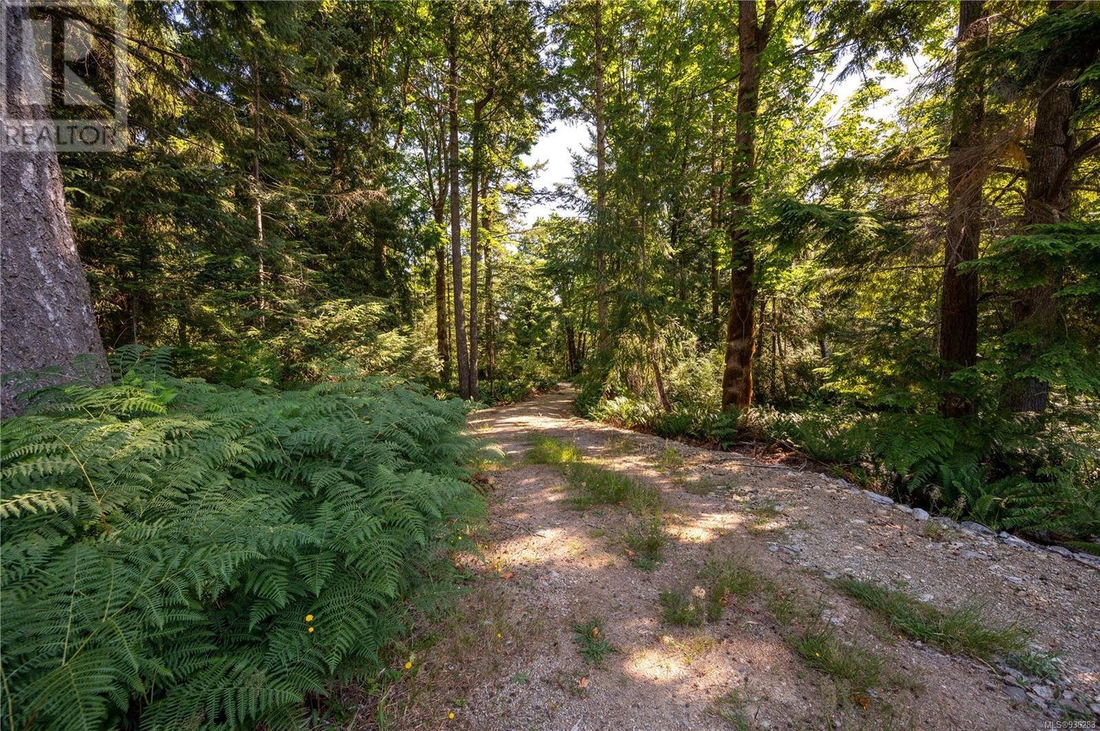 926 Fern Hill Lane