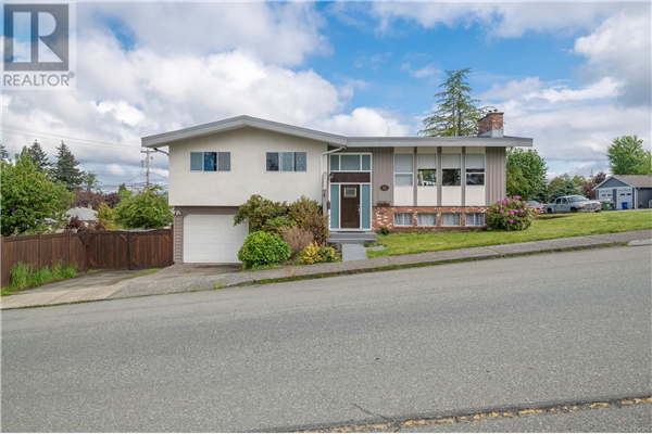 4423 Neill St, Port Alberni