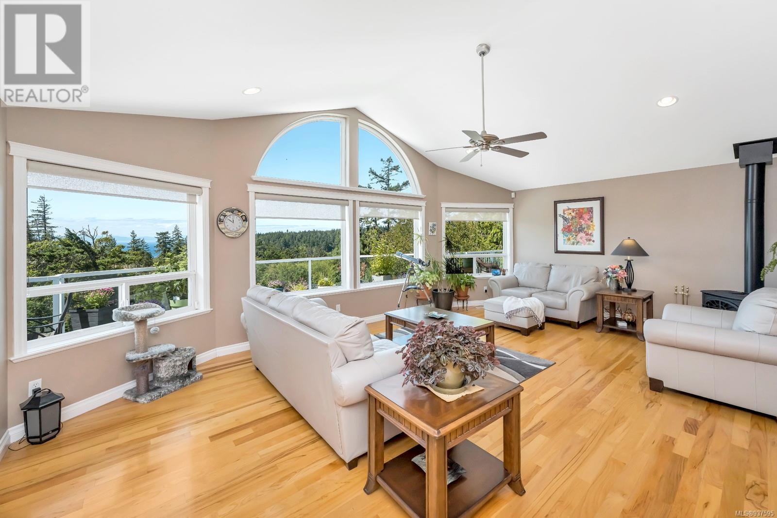 7824 Dalrae Pl