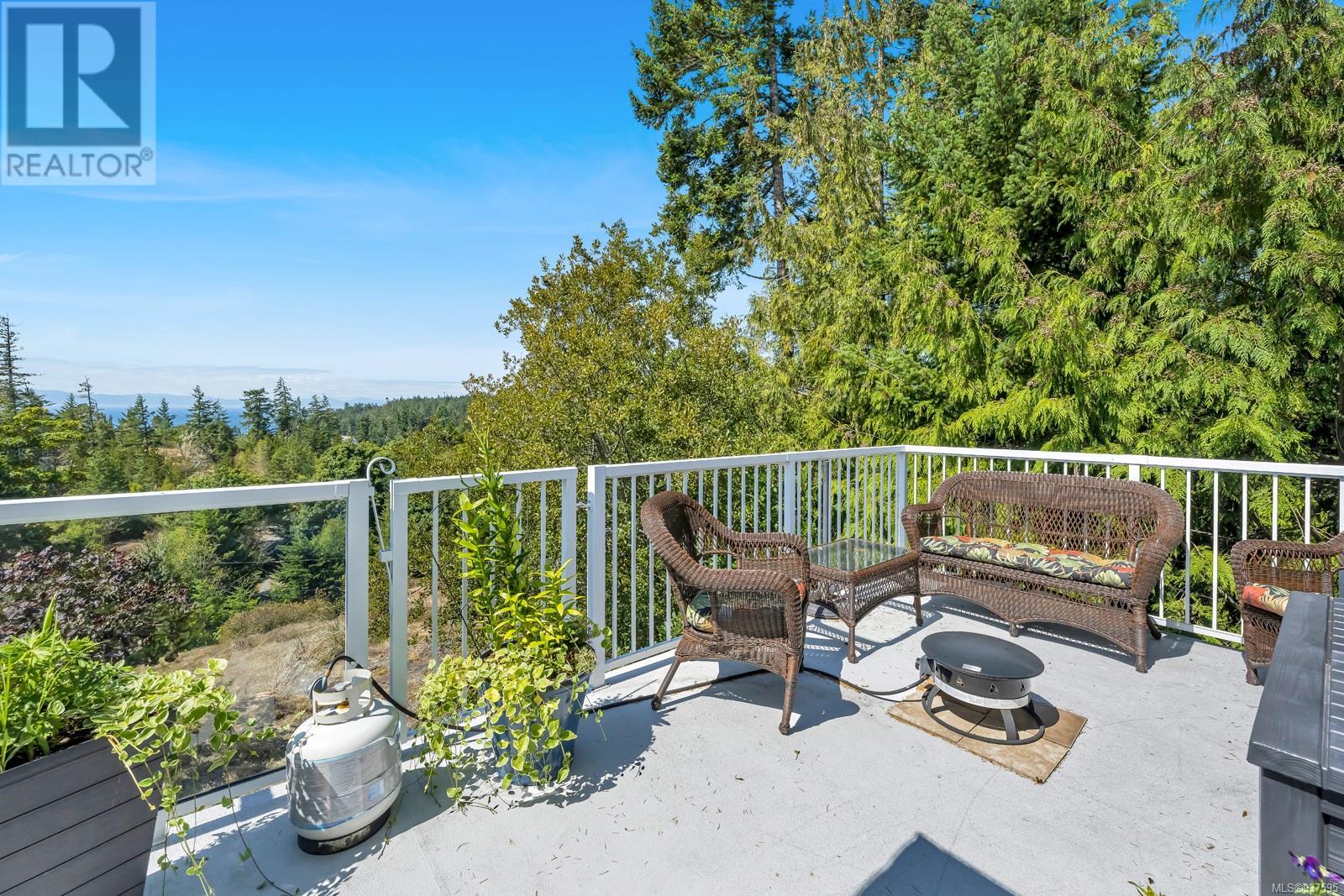7824 Dalrae Pl