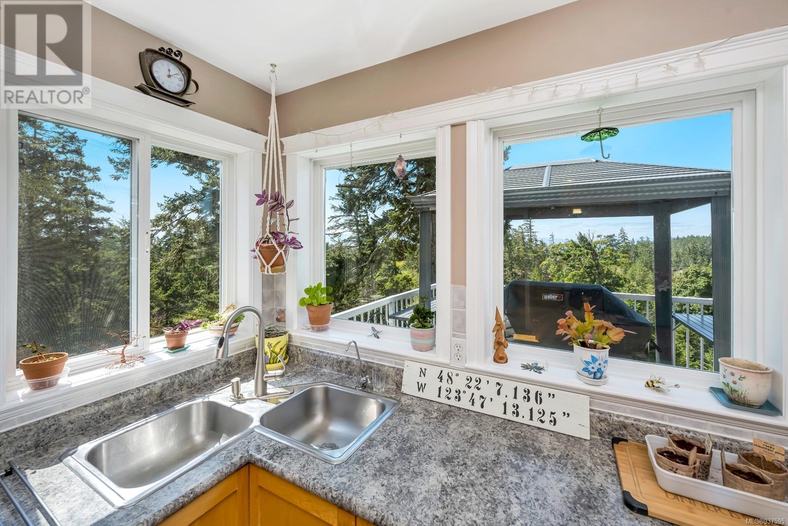 7824 Dalrae Pl