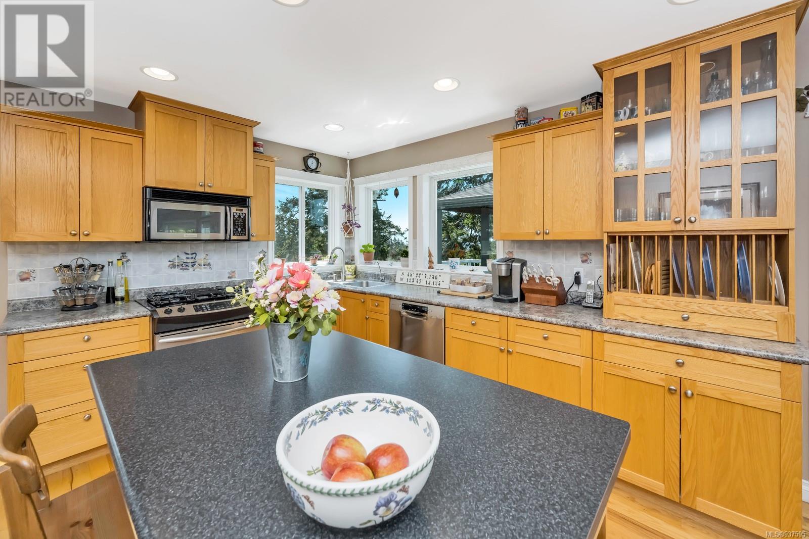 7824 Dalrae Pl