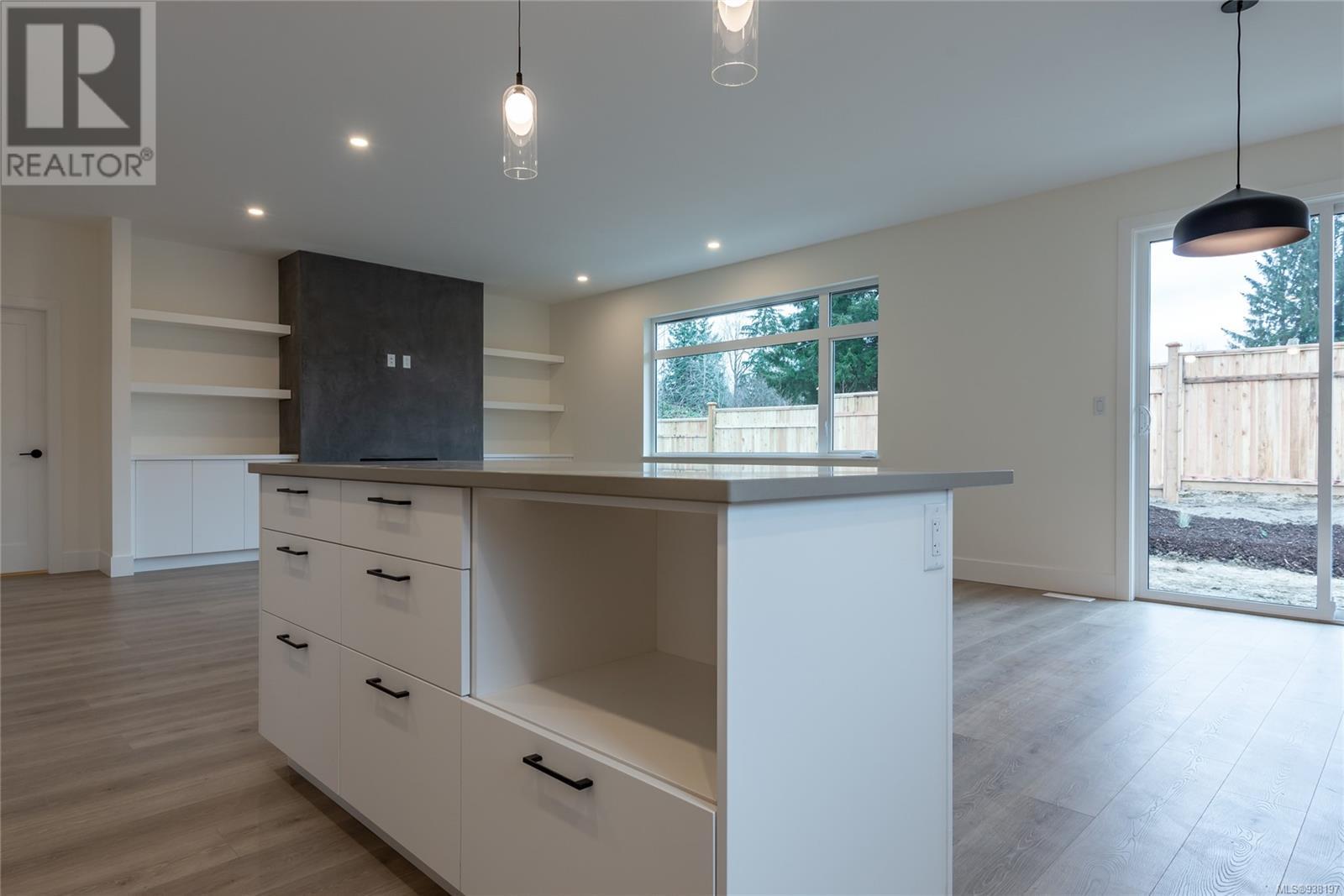 10 1580 Glen Eagle Dr, #10