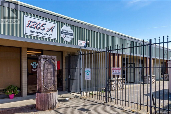 A & B 1265 Ironwood St, Campbell River