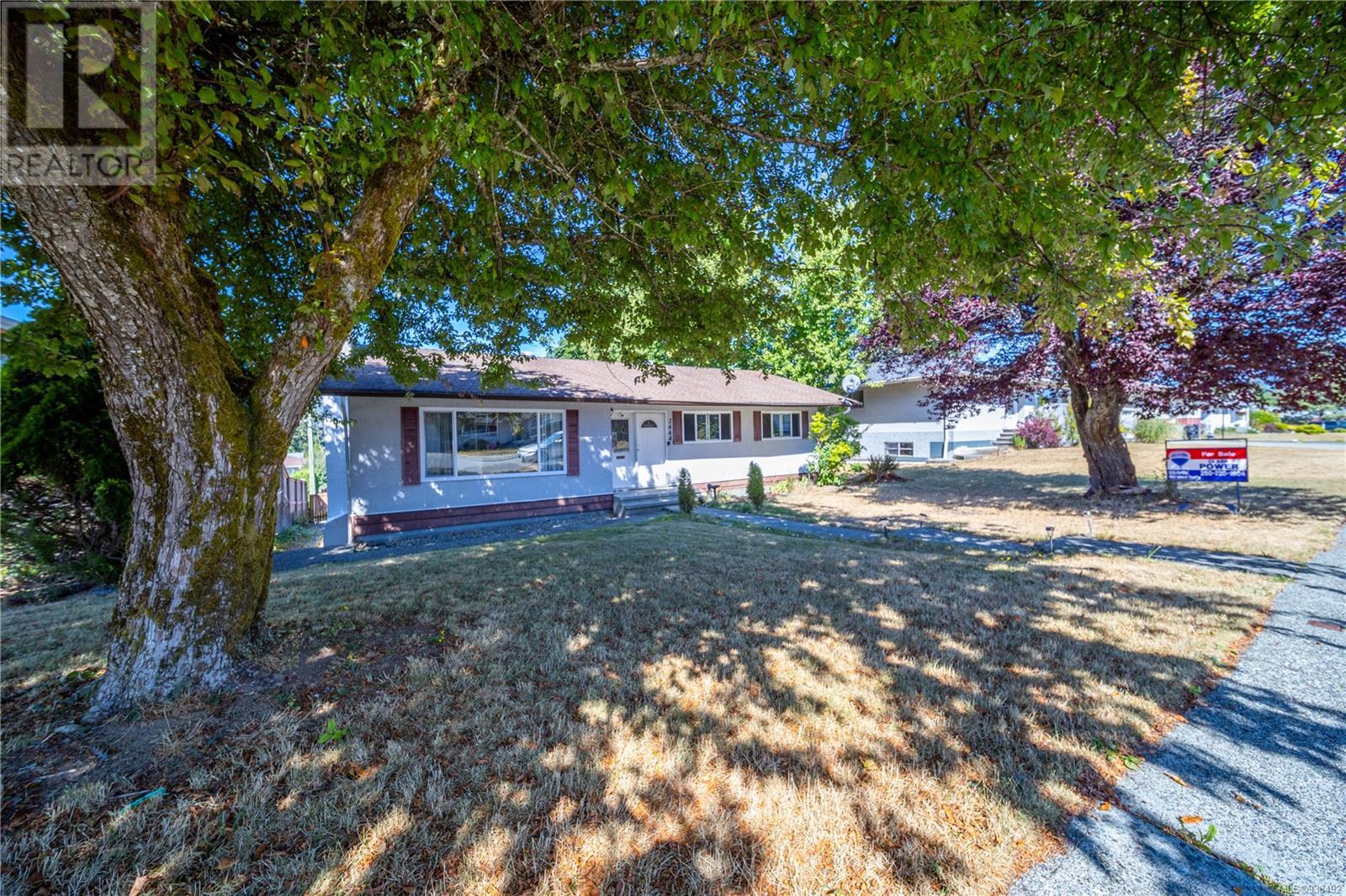 2444 6th Ave