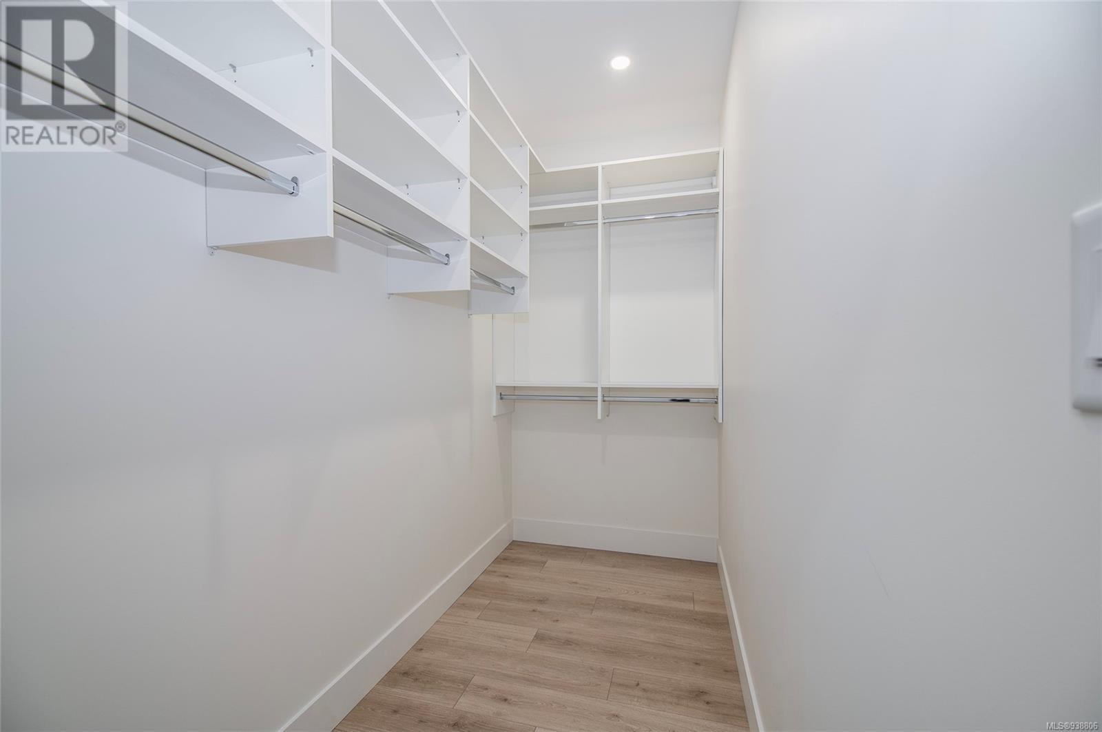13 1580 Glen Eagle Dr, #13