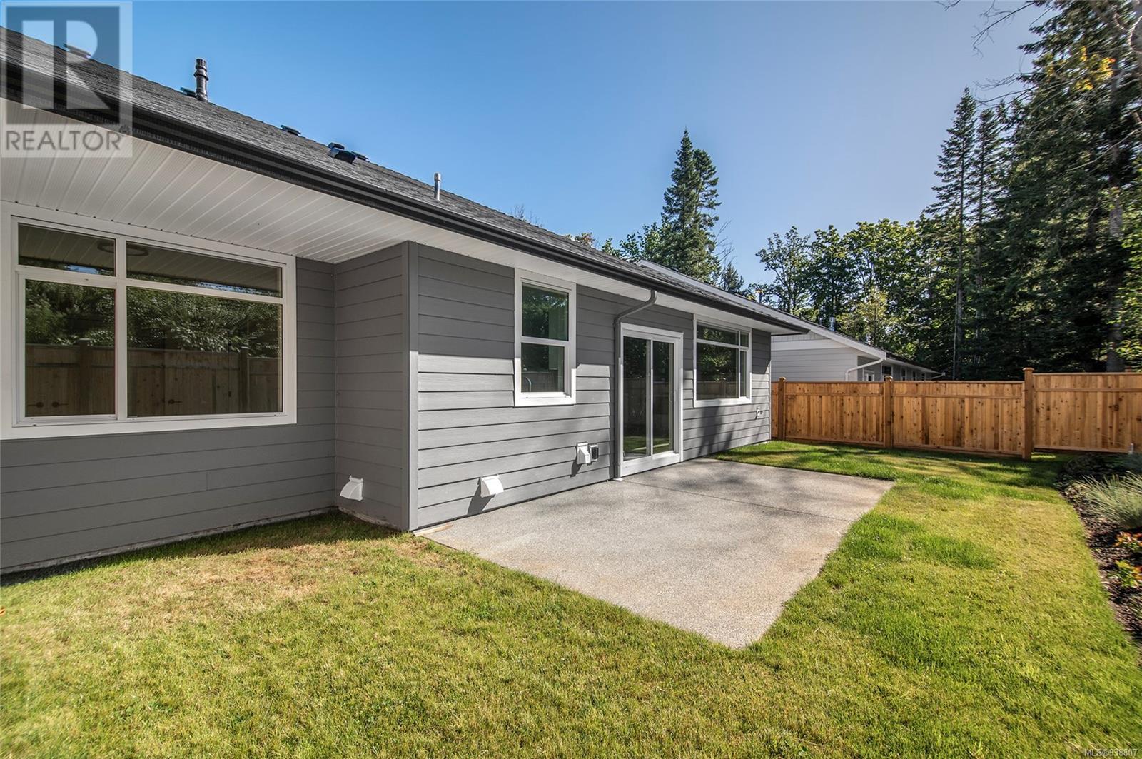12 1580 Glen Eagle Dr, #12