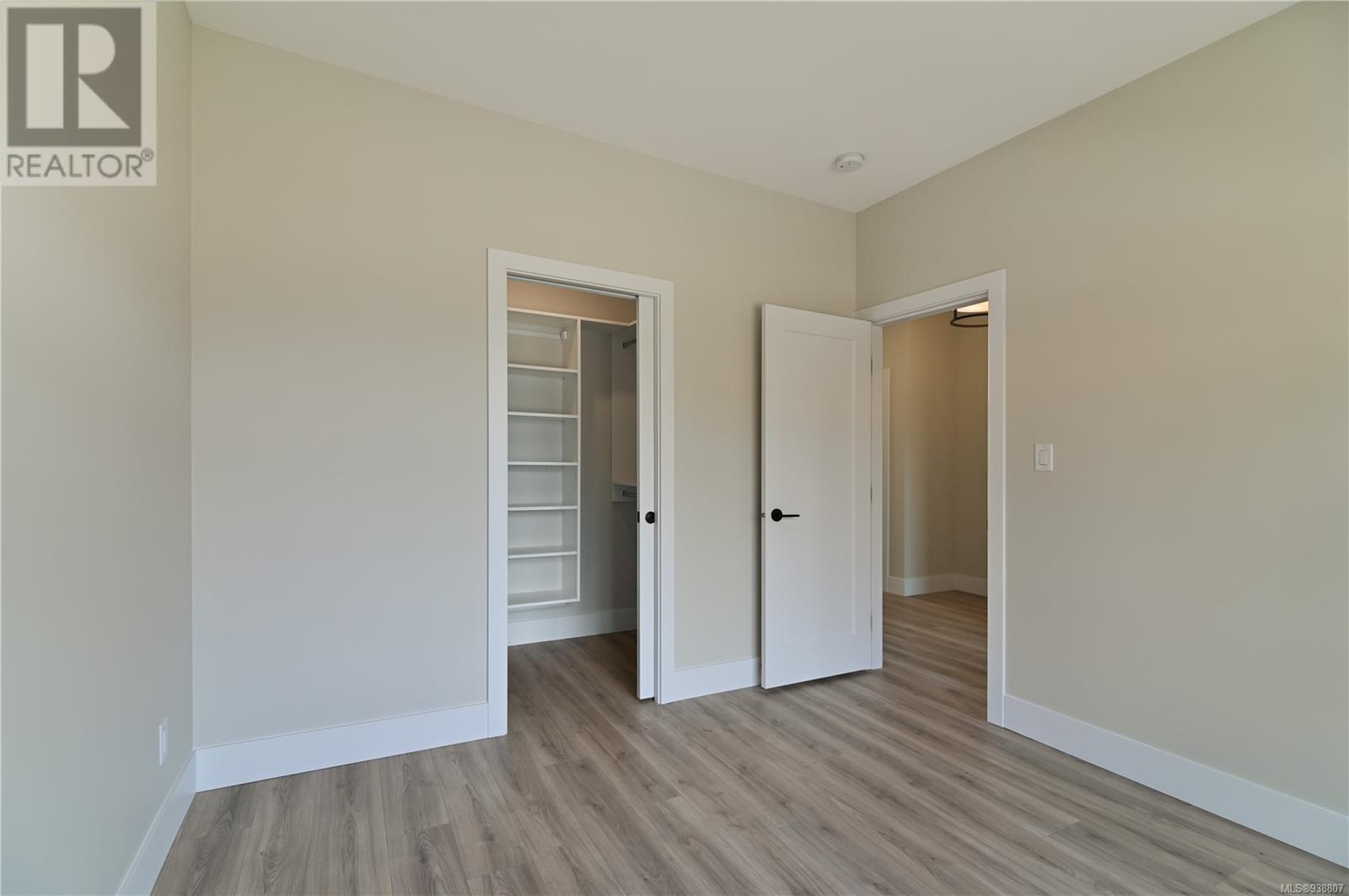 12 1580 Glen Eagle Dr, #12