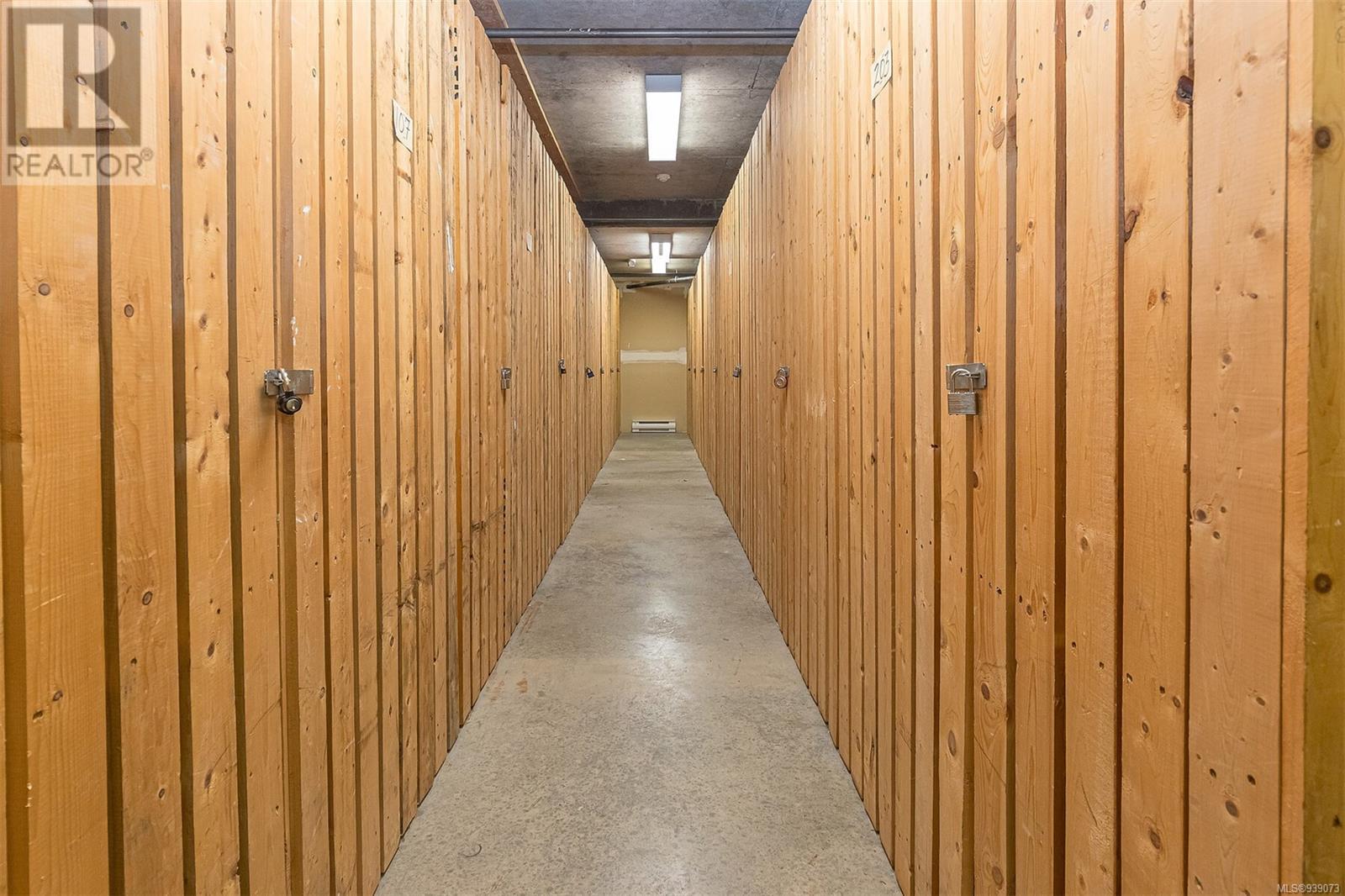 407 1085 Tillicum Rd