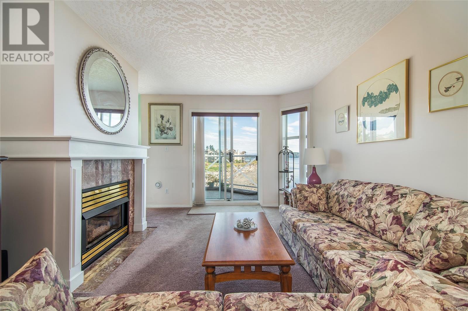 301 87 Island Hwy S, #301
