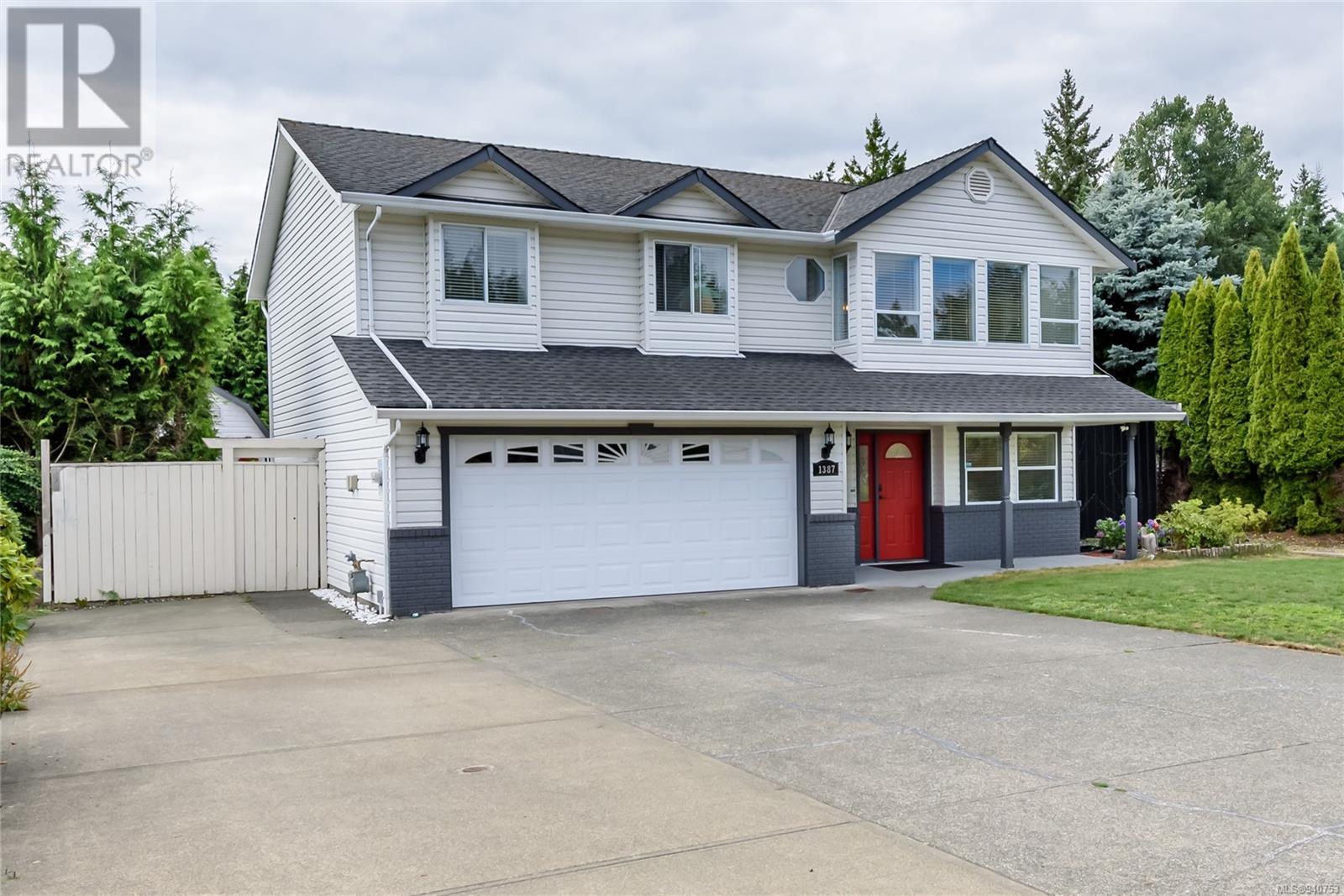 1387 Ocean View Ave