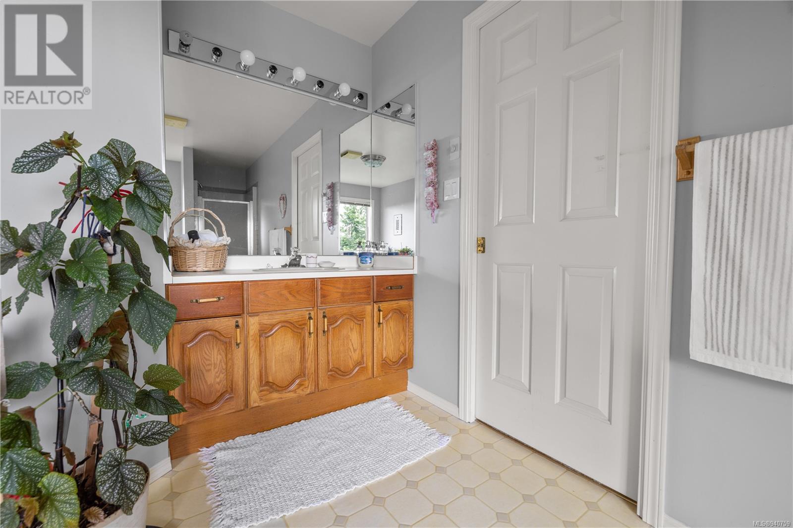 826 Cuaulta Cres