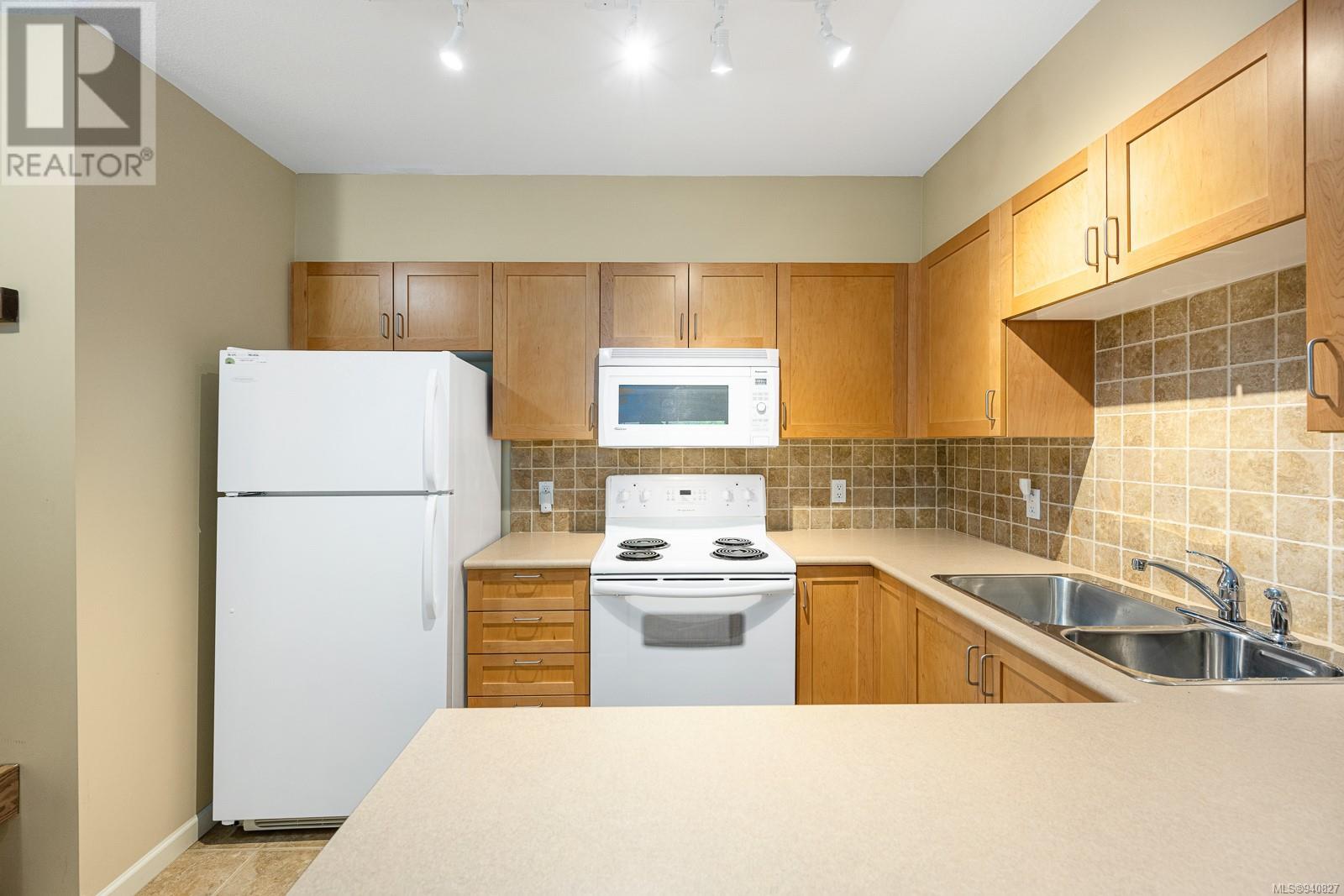 109 1280 Alpine Rd, #109